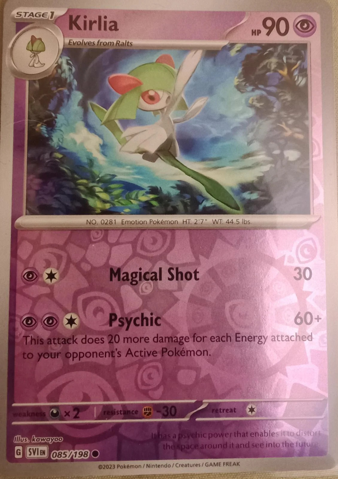 Kirlia #085 — Scarlatto e Violetto (Reverse Holo)
