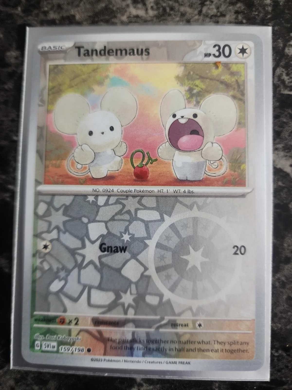 Tandemaus #159 — Escarlate e Violeta (Reverse Holo)