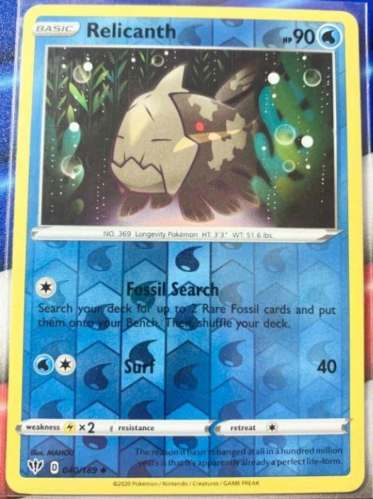 Relicanth #40 — Escuridão Incandescente (Reverse Holo)