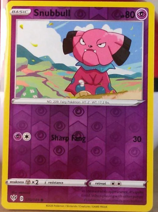 Snubbull #70 — Escuridão Incandescente (Reverse Holo)