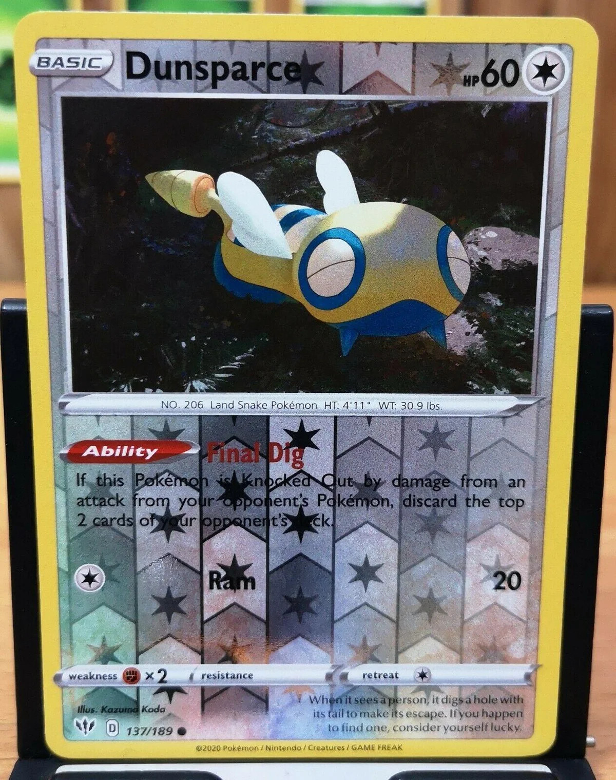 Dummisel #137 — Flammende Finsternis (Reverse Holo)