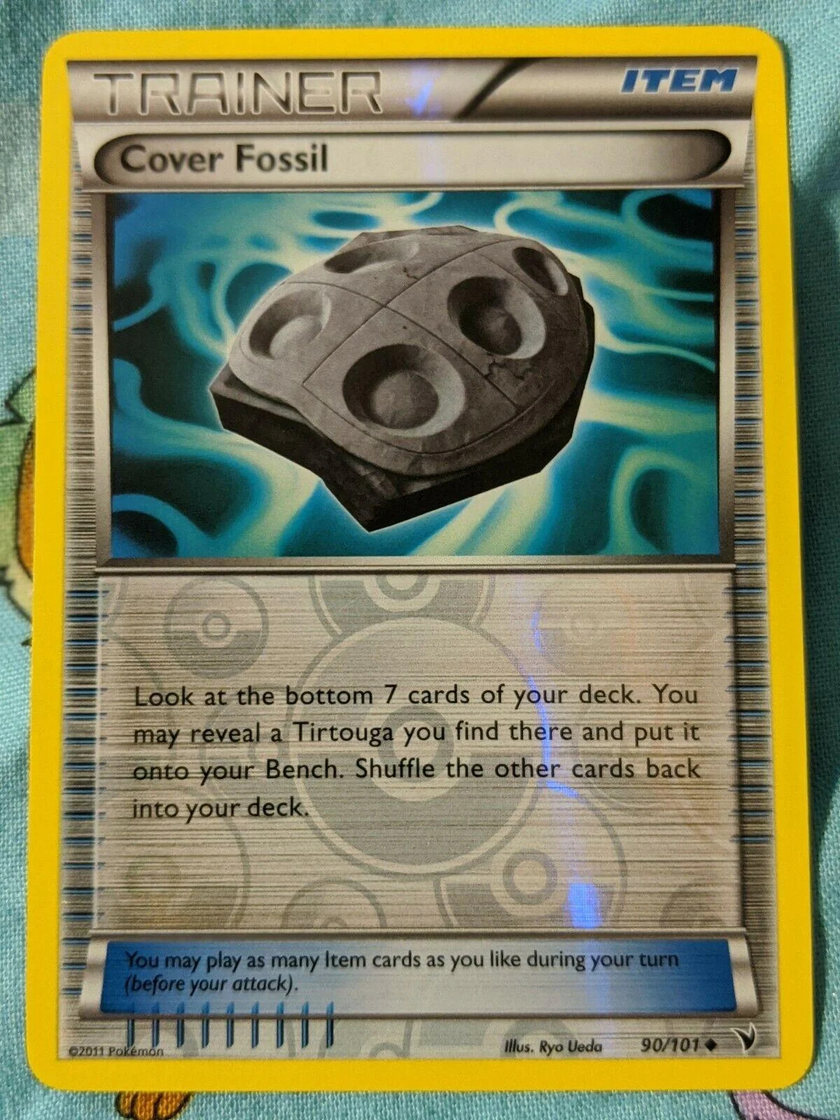 Fóssil Casca #90 — Vitórias Nobres (Reverse Holo)
