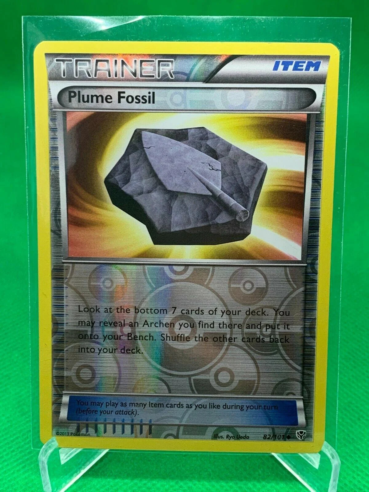Fóssil Pluma #82 — Explosão de Plasma (Reverse Holo)