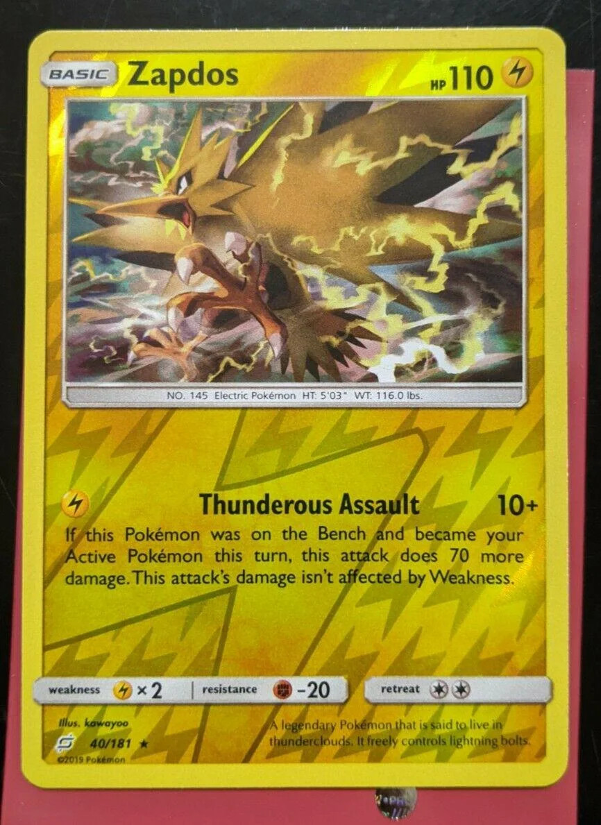 Zapdos #40 — União de Aliados (Reverse Holo)